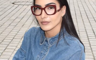 Julia-rayonnante-en-Marc-Jacobs-Une-monture-de-caractere-1-1286368623493607-400x250