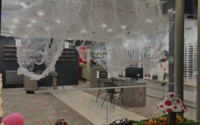 Nos-vitrines-speciales-Halloween-1-1770714298392368-400x250 - LE BIHAN OPTICIEN Nos-vitrines-speciales-Halloween-1-1770714298392368-400x250